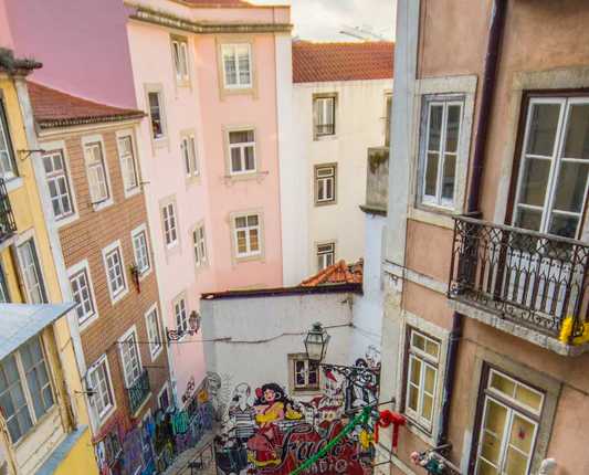 Alfama free tour